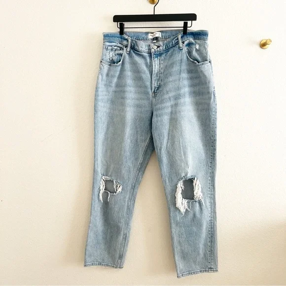 Abercrombie and Fitch 90’s Straight Ultra High Rise Curve Love Jean 18/34