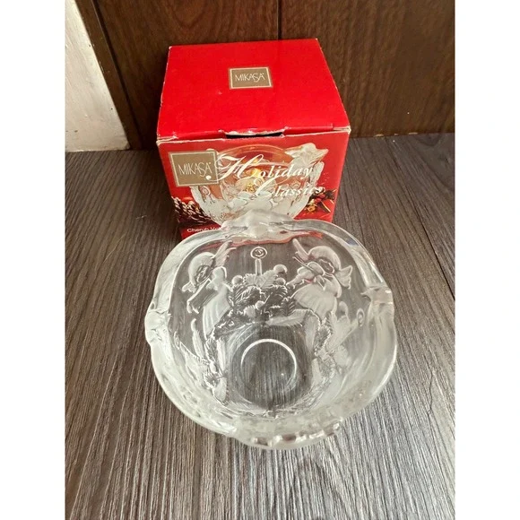Mikasa Holiday Classics Crystal‎ Bowl Angel Cherub Scene Etched Glass Dish