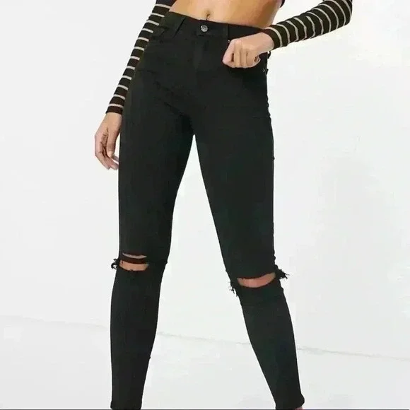 TopShop‎ Black High Rise Distressed Skinny Jeans Size W28