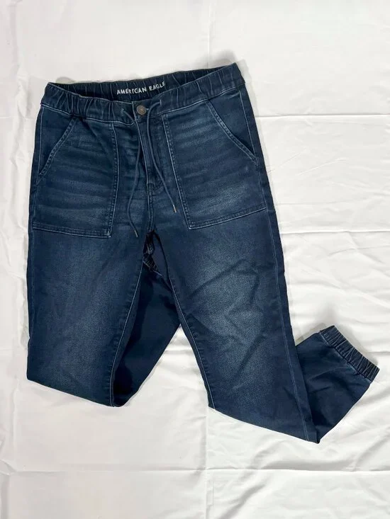 American Eagle Women's Soft Knit Jegging Jogger Dark Wash Jeans | Size 12 Short