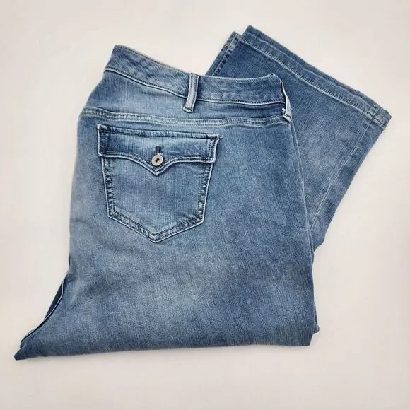 Torrid Denim Women's Jeans Blue‎ Plus Size 24R Whiskers Stone Wash