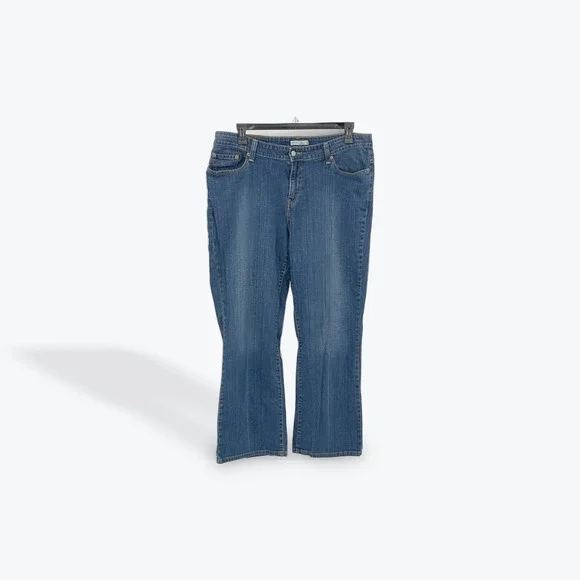 Levi's Women's Blue Bootcut‎ Jeans Size 20M