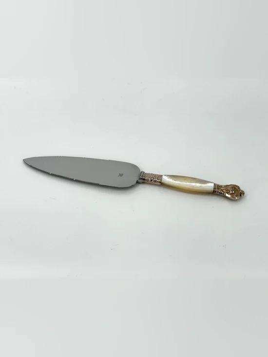 Vintage Mother-of-Pearl Silver Cake Server - Elegant Serving Utensil Sheffield