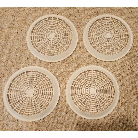 VINTAGE 4pc White Plastic Faux Woven 9.5