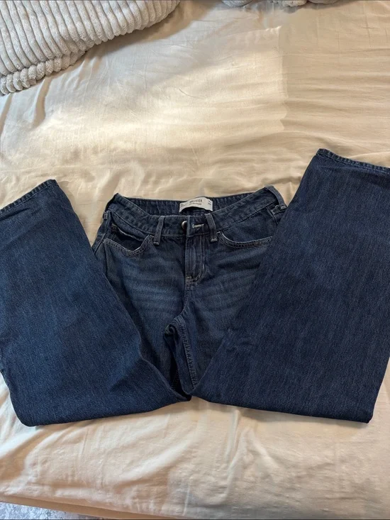 Hollister Dark Blue Straight-Leg Jeans