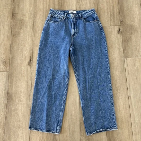 Abercrombie & Fitch The Loose High Rise Curve Love Size 29 8 Short