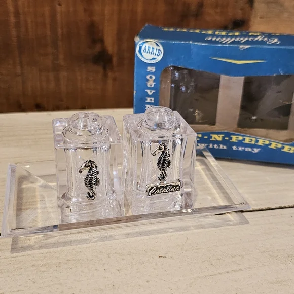 Vintage '70s Catalina Souvenir Sea Horse Clear Crystalline Salt & Pepper Shakers