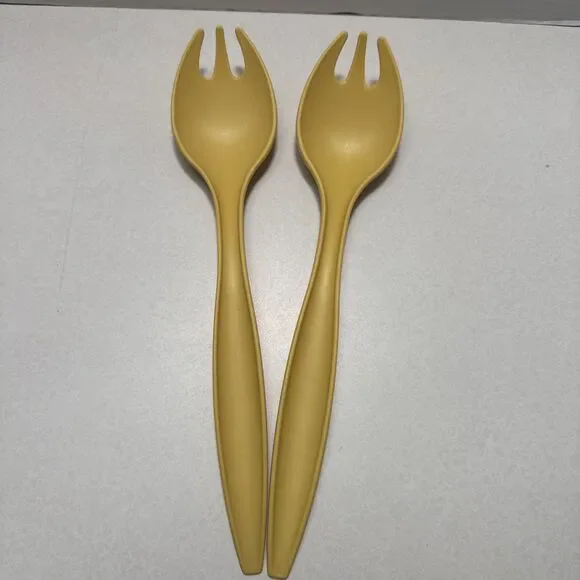 Vintage Tupperware 12