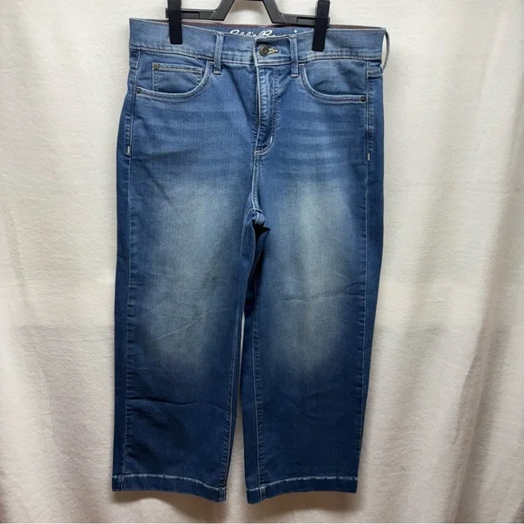 Eddie‎ Bauer Womens 8 High Rise Wide Leg Crop Jeans Medium Wash