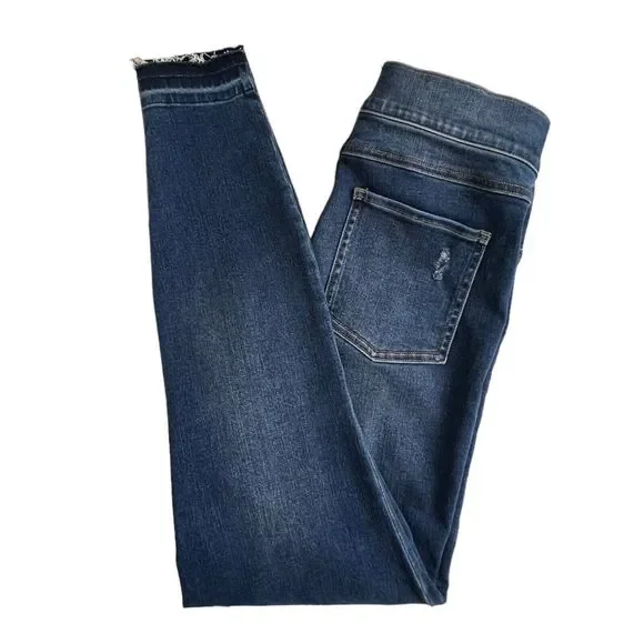 Spanx Medium Wash Mid Rise Distressed Raw Hem Pull On Skinny Jegging Jeans Small