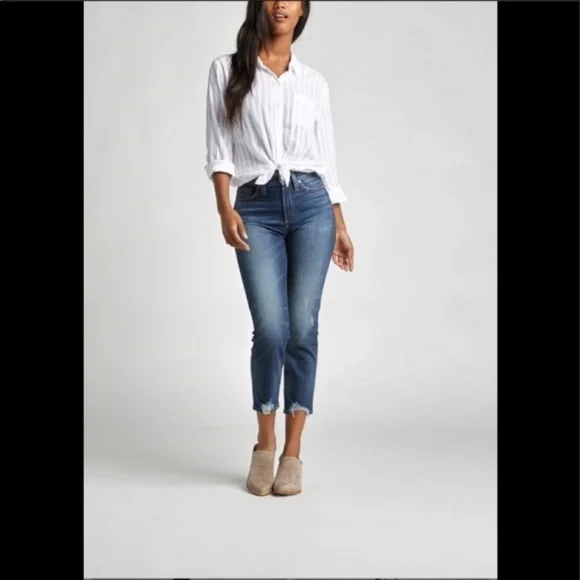 EUC Silver Jeans Calley Slim Crop High Waist