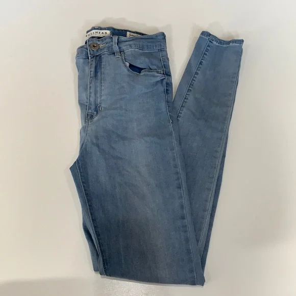 Bullhead Light Wash Skinny Jeans
