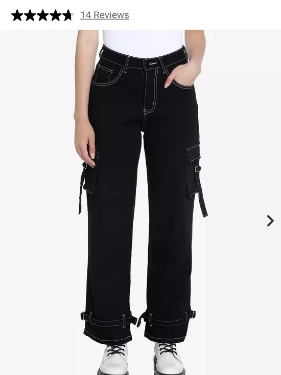 Black Cargo Wide-Leg Jeans with Contrast Stitching - Women‎