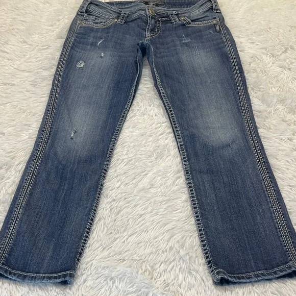 SILVER TWISTED CAPRI WOMENS SIZE 27 Classic Blue Denim JEANS/CAPRI