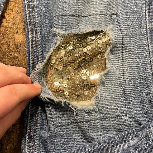 Junior Wallflower Jeans size 5 w/ sparkle patches‎