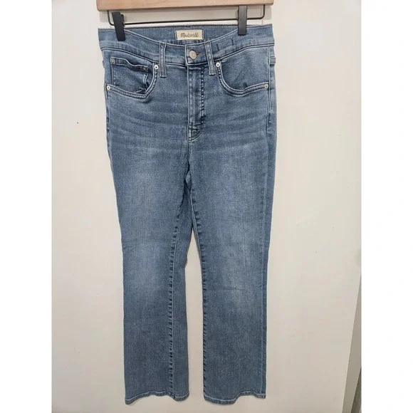 Madewell Mid-Rise Kick Out‎ Jeans Medium Wash Blue Size 27 Cropped Flare Denim
