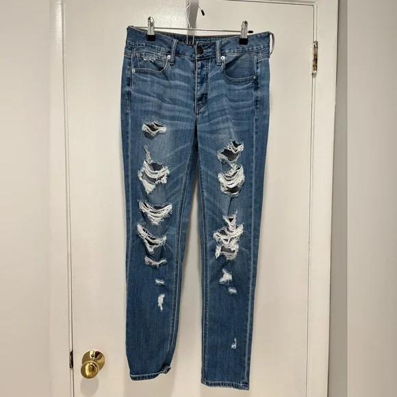 American Eagle Outfitters Blue Distressed Skinny Jeans Size 4