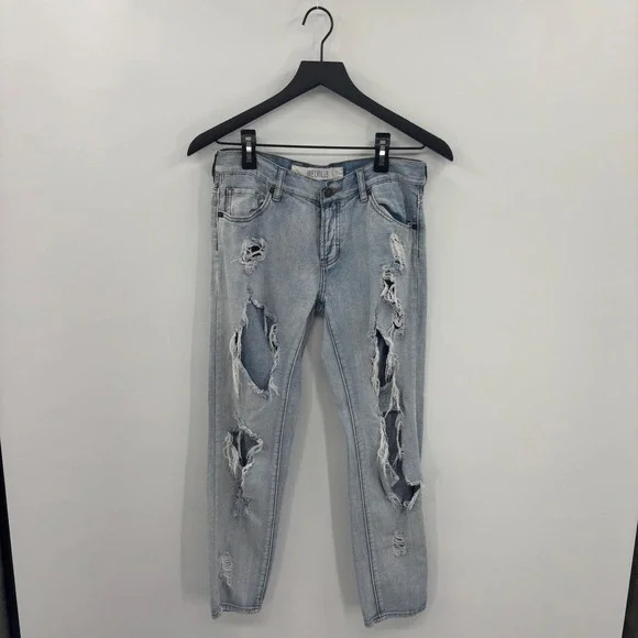 Brandy‎ Melville Distressed Jeans Womens 25 Light Wash Button Fly Boho 90s Y2K
