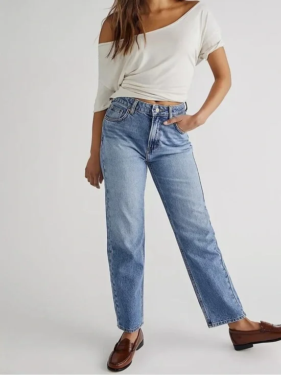 WE THE FREE THE PACIFICA HIGH RISE STRAIGHT JEANS MEDIUM-LIGHT WASH SIZE 32 NWT
