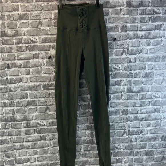 Offline Aerie Olive High-Waisted leggings‎