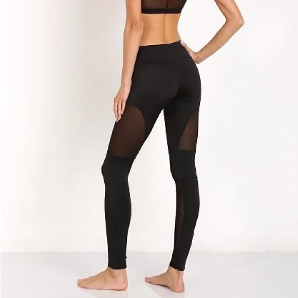 NEW Onzie Yoga Leggings Mesh Moto Pant in Black