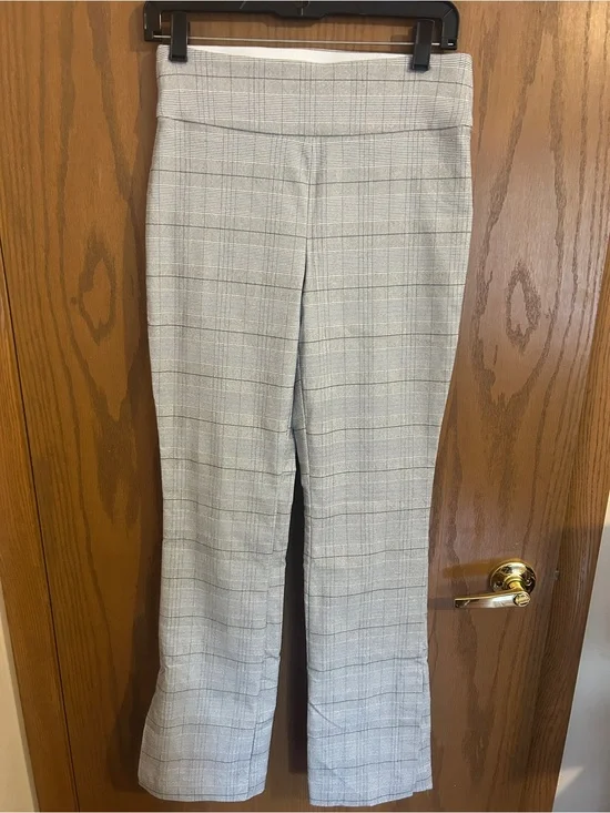 Takara Gray Plaid Pull-On Flare Pants | Size Small | Stretch Career Trousers