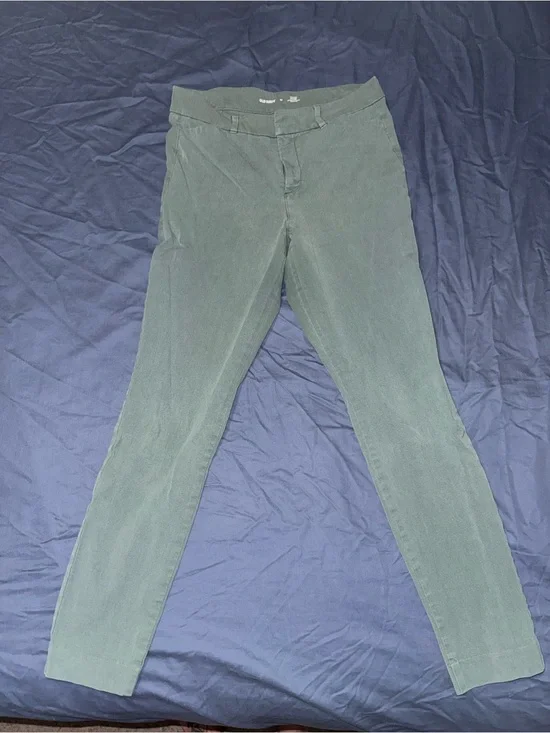 Old Navy Sage Green Pixie Pants