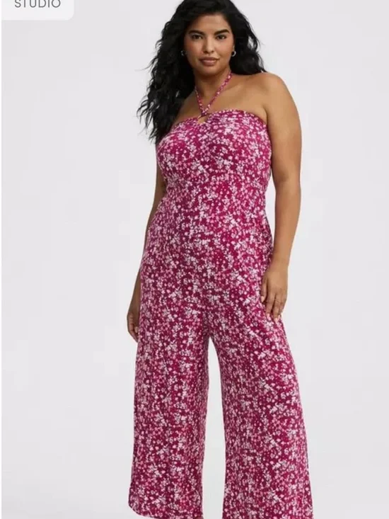 torrid NWT O-ring Fuchsia Floral Strapless Wide-Leg Jumpsuit