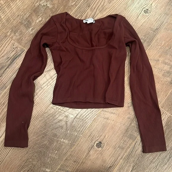 Zara Women’s Maroon Long Sleeve Size XS - Small