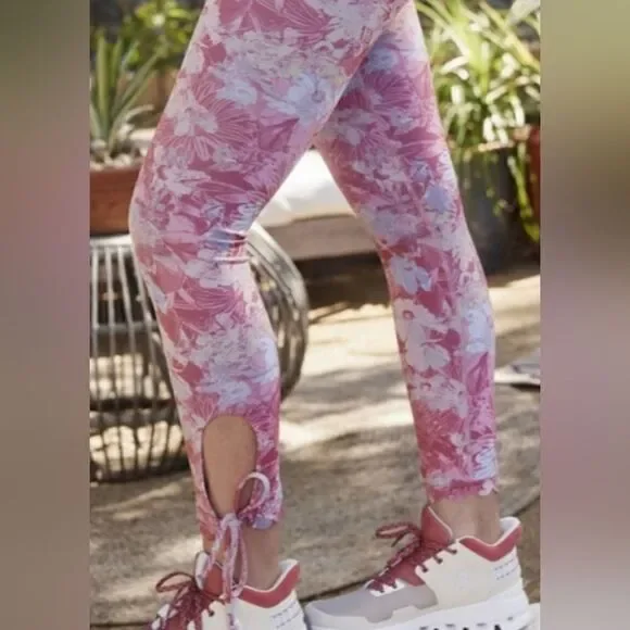 NWT $108 Anthropologie Daily Practice leggings