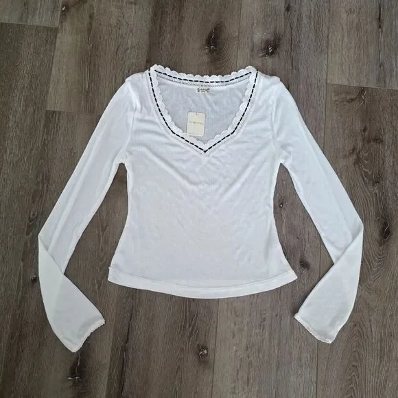 Intimately Free People M White Long Sleeve V Neck Top W Lace Ribbon Trim NWT