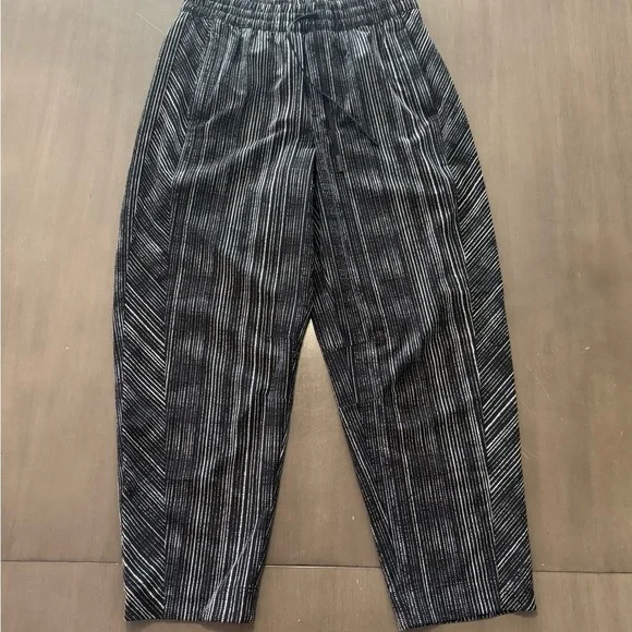 Athleta Arrival Pants Amara Stripe Black Women’s - 4