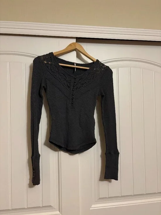 Free People Come On Over Henley  XS Xtra Small Dark Gray Lace Inlay Long Sleeve