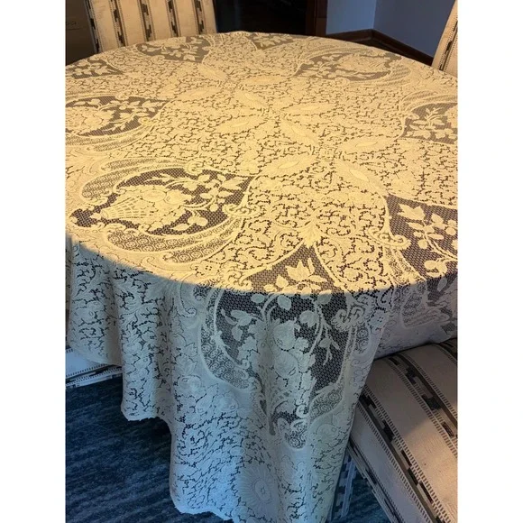 Vintage Cream Lace Tablecloth Rectangular Floral Scroll 62x90 Victorian Style