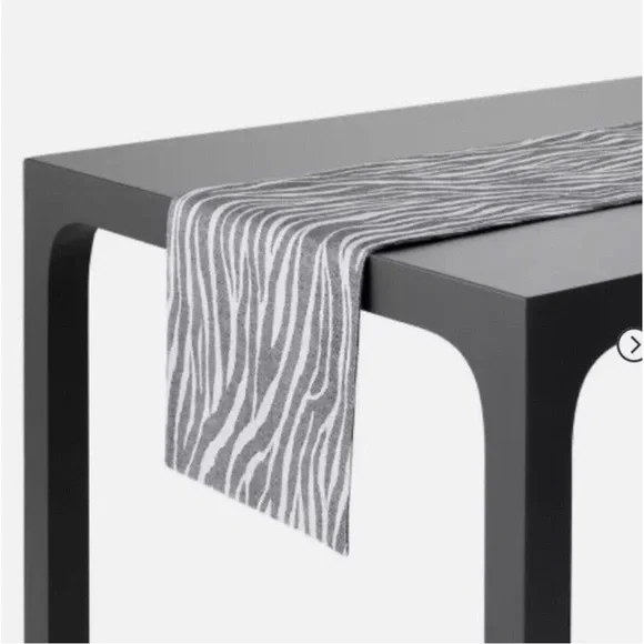 Zebra Table Runner - Diane Von Furstenberg - 20x90