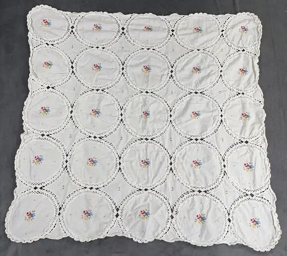 Vintage Table Cover 28in Square - Lace & Embroidered Flowers Cottage Boho Chrty