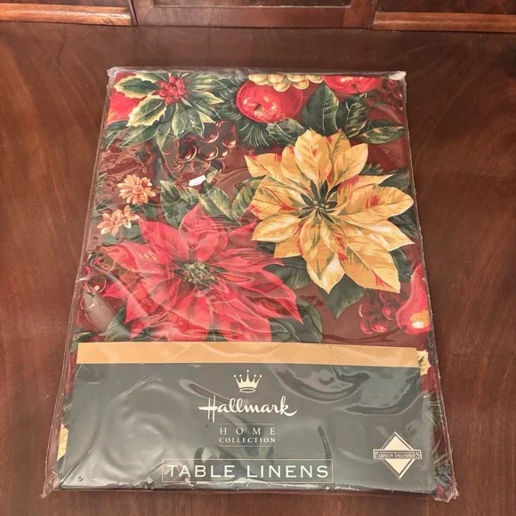 Hallmark Home Holiday Abundance Christmas Tablecloth 52x70 Oblong Poinsettia NIP