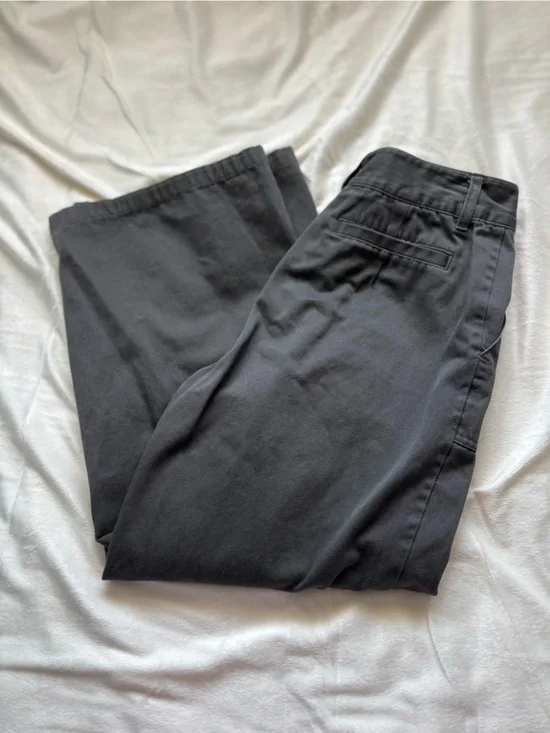 Grey cropped wide leg pants