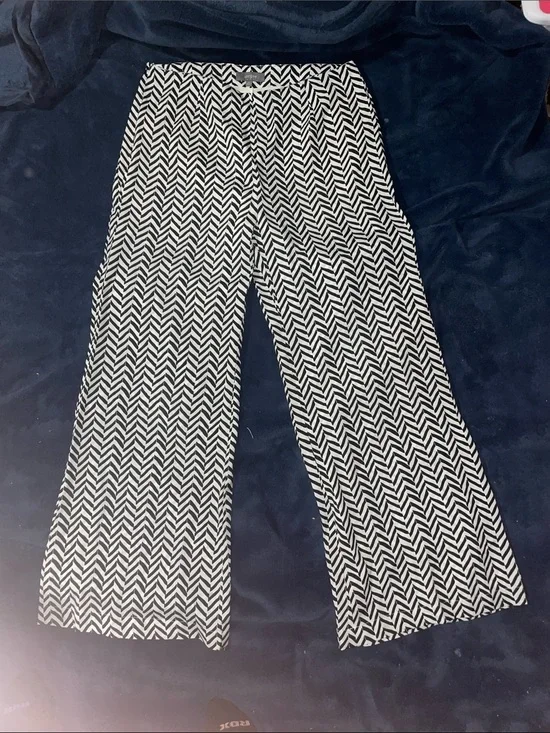 Umgee Black & White Zigzag Palazzo Pants