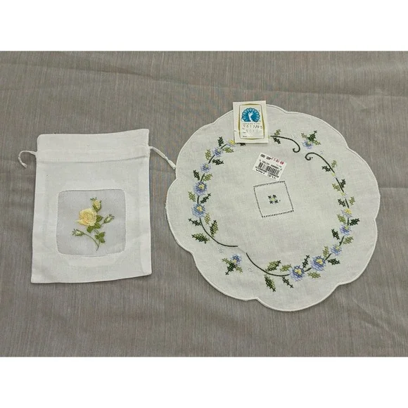 Vintage NEW Set of 2 Round Doily w/ Bag Pull String Embroidery Floral