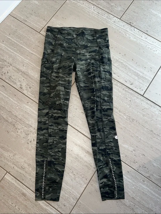 Lululemon fast and free leggings 6 camo