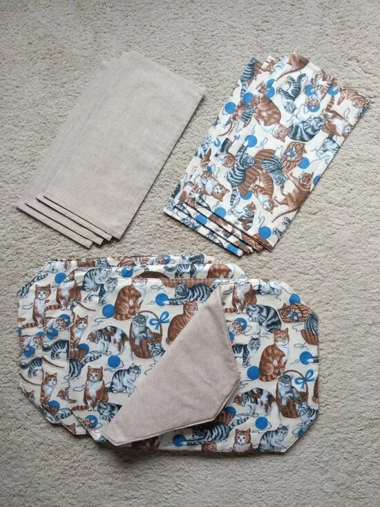 Quilted Kitty Cats Beige Blue Reversible Placemats & Napkins Set of 4 each New