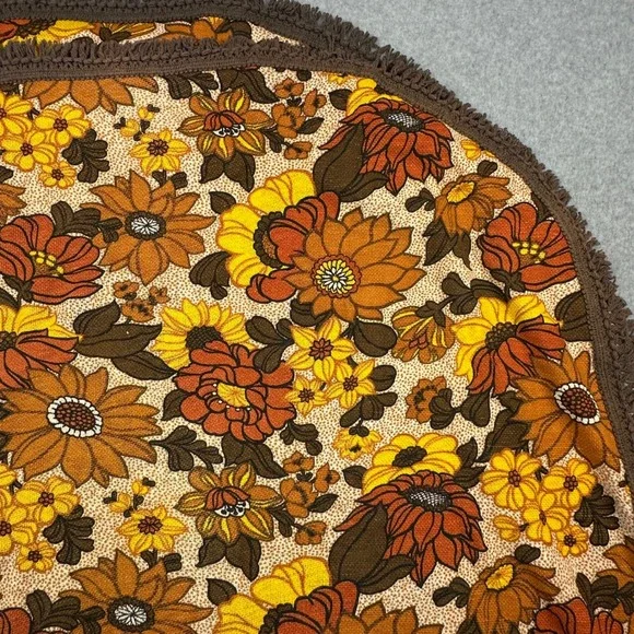 Vtg 70s Floral Jacquard Tablecloth Orange Yellow Brown Fringe 68x100 Round Edge