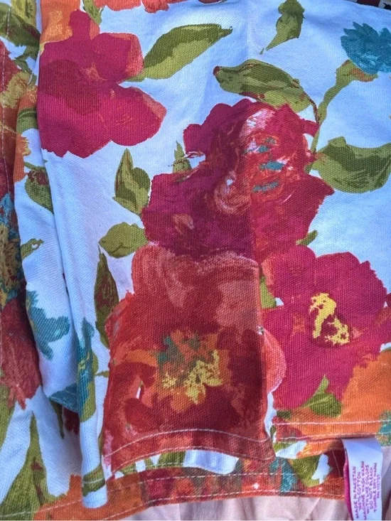 Isaac Mizrahi poppy  Floral  Cloth Napkins 4 20”