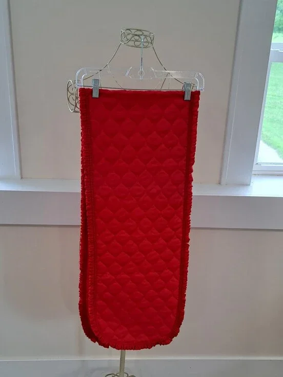 Vtg. Handmade Red Quilted Grannycore Christmas Cottagecore Retro Table Runner.