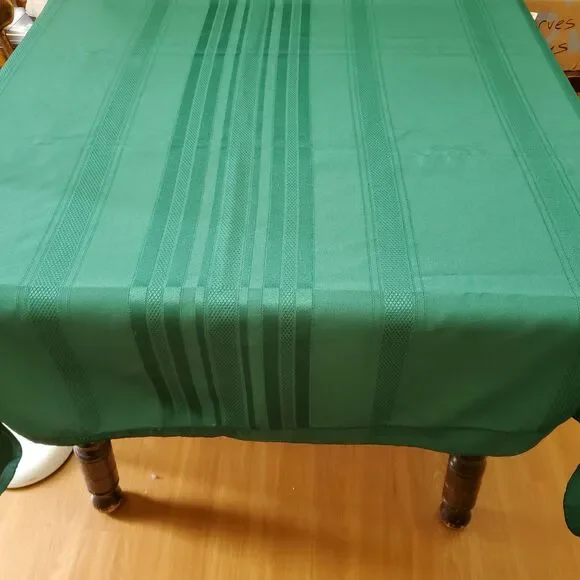 Tablecloth Forest Green Solid Woven Jaquard Polyester 82x60