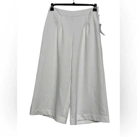 Liz Claiborne White Wide Leg Flat‎ Front