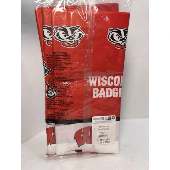Wisconsin‎ Badgers Table Cover Lot of 2 NCAA W Logo Party Tablecloth 54x108