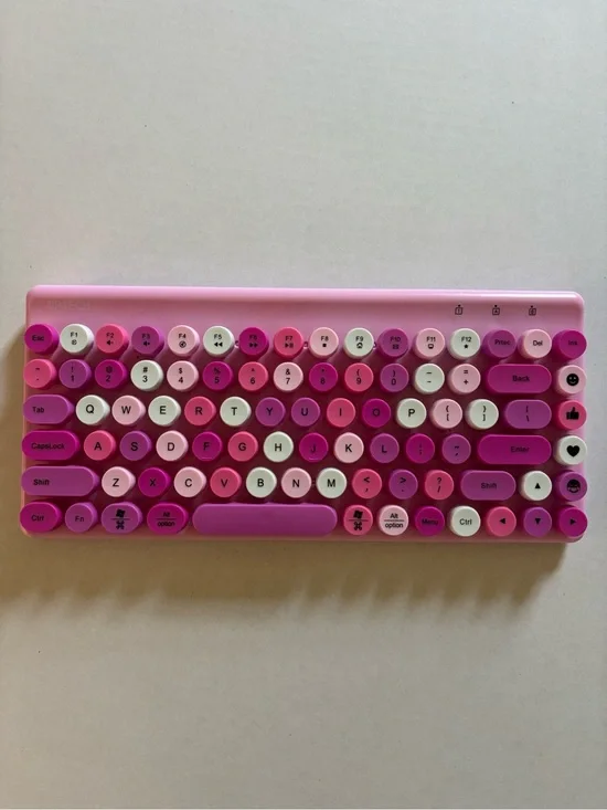 Pink Retro Round-Key Wireless Keyboard