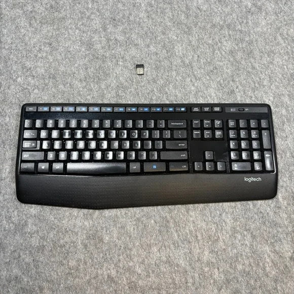 Logitech K345 Wireless Full Sized Keyboard with Palm Rest Black